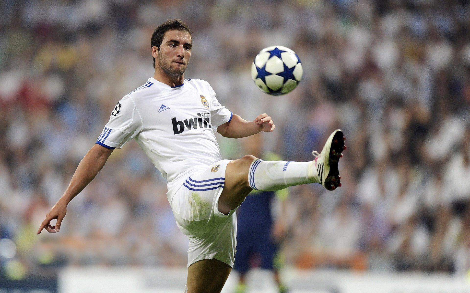 萨巴莱塔忆往事，一次与马拉多纳的冲突，让我错失2010年世界杯舞台